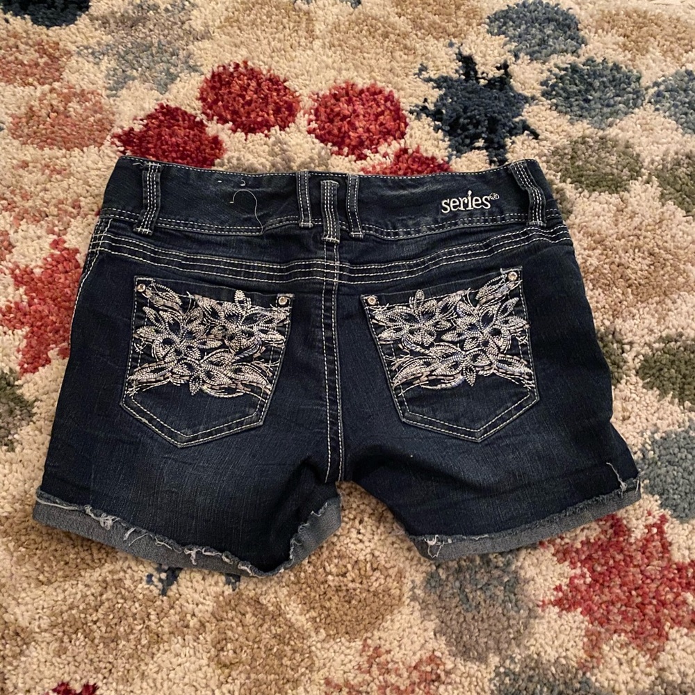 Shorts - Picture 2 of 2